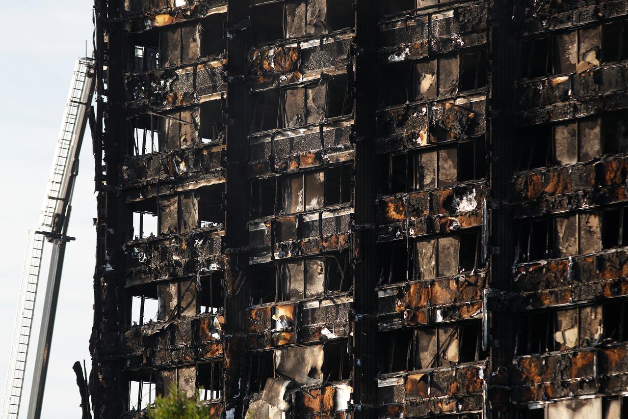Izgoreni neboder u Londonu