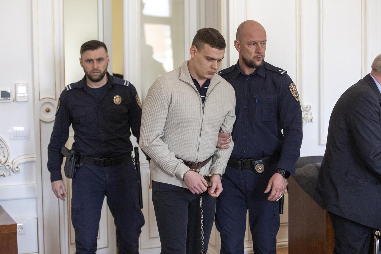 Osijek: Započelo je ponovljeno suđenje Marku Smažilu za ubojstvo