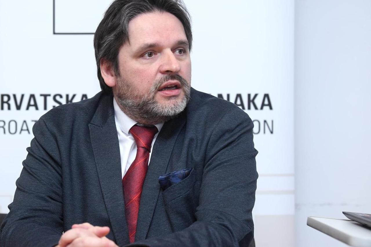Velimir Šonje