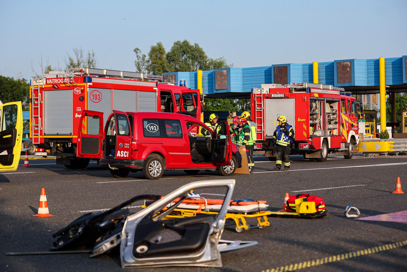 U sklopu nacionalne vježbe "Sigurnost 25", na autocesti A4 kod naplatne postaje Sveta Helena, održan je večernji scenarij velike prometne nesreće – lančani sudar 20 vozila, uključujući autobus i cisternu s opasnim plinovima. 