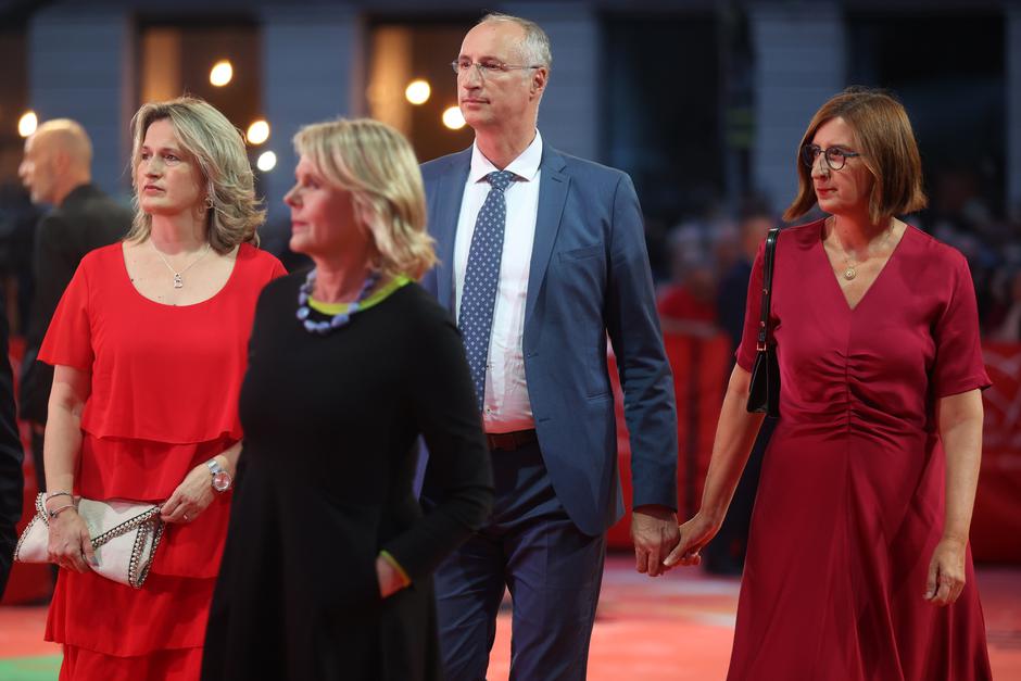 Sarajevo: Gradonačelnik Splita Ivica Puljak sa suprugom Marijanom prošetao crvenim tepihom 28. Sarajevo Film Festivala