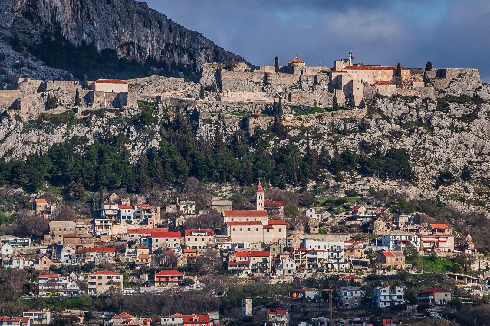 49. Tvrđava Klis: Ukupno mentiona: 9,548; Prošlogodišnji poredak: 45 (↓4)