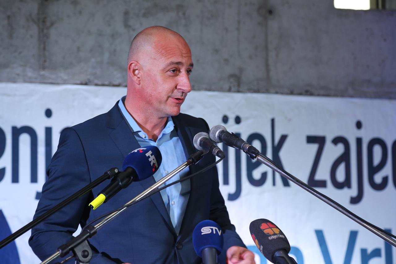 Osijek: Ivan Vrkić predstavio kandidaturu za gradonačelnika Grada Osijeka