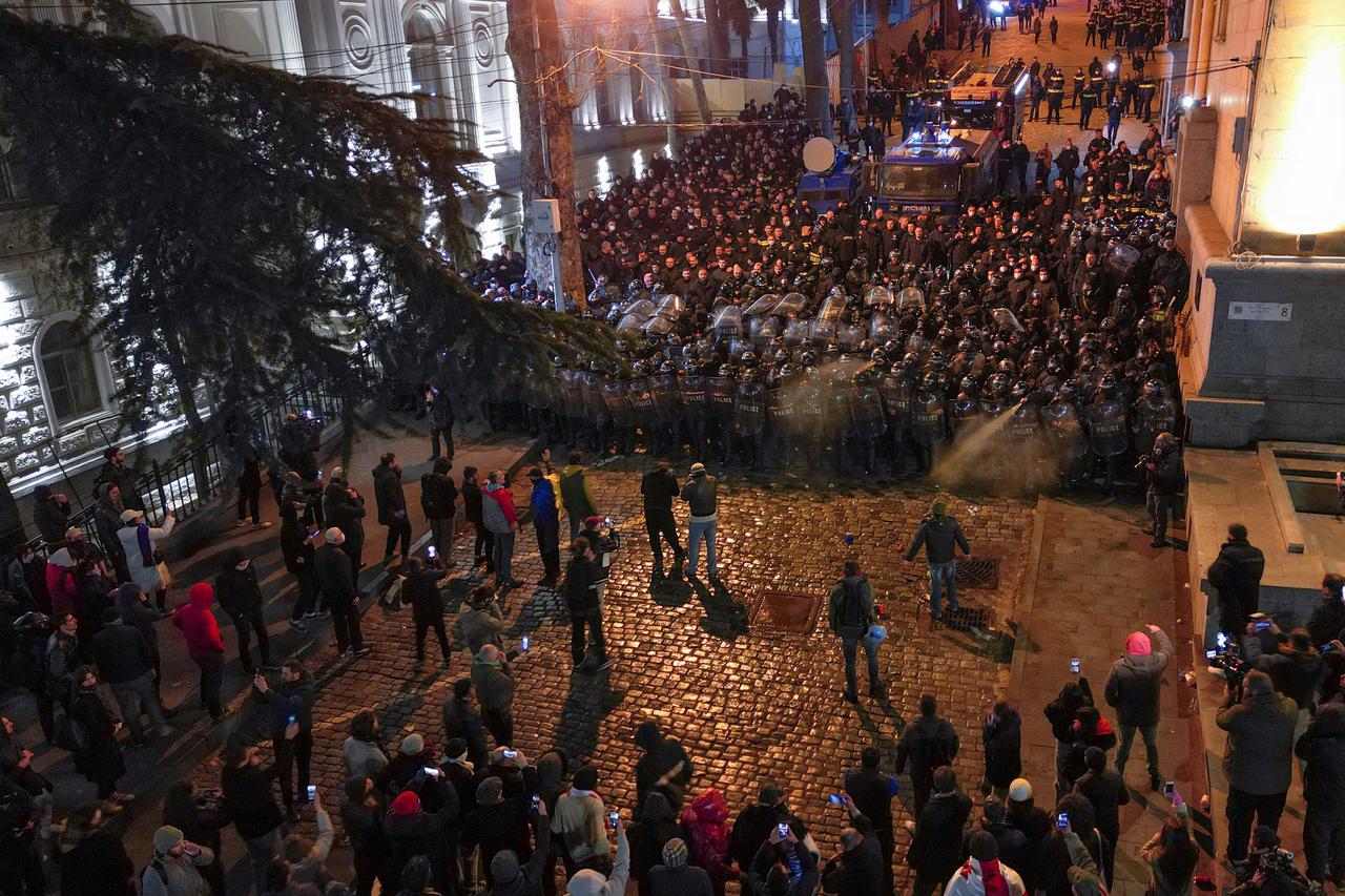 People protest against the "foreign agents" law in Tbilisi