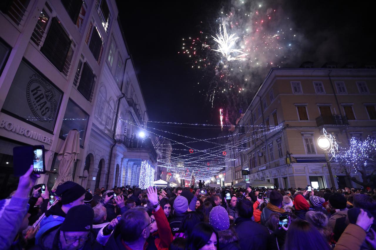 Doček Nove 2020. godine na Trgu bana Josipa Jelačića