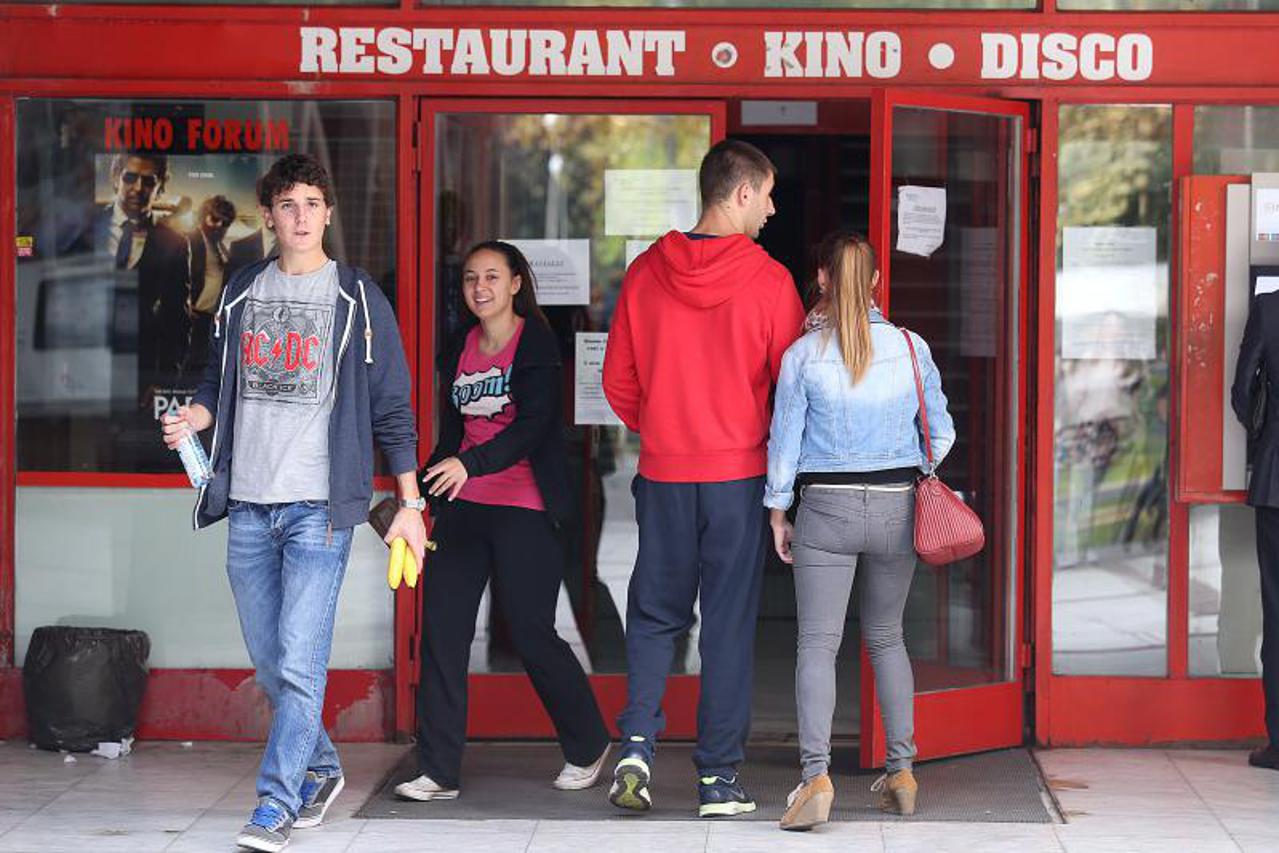 Studenti