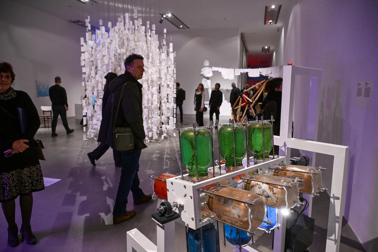 Zagreb: XV. trijenale hrvatskoga kiparstva te samostalne izložbe Lorena Živkovica Kuljiša u MSU