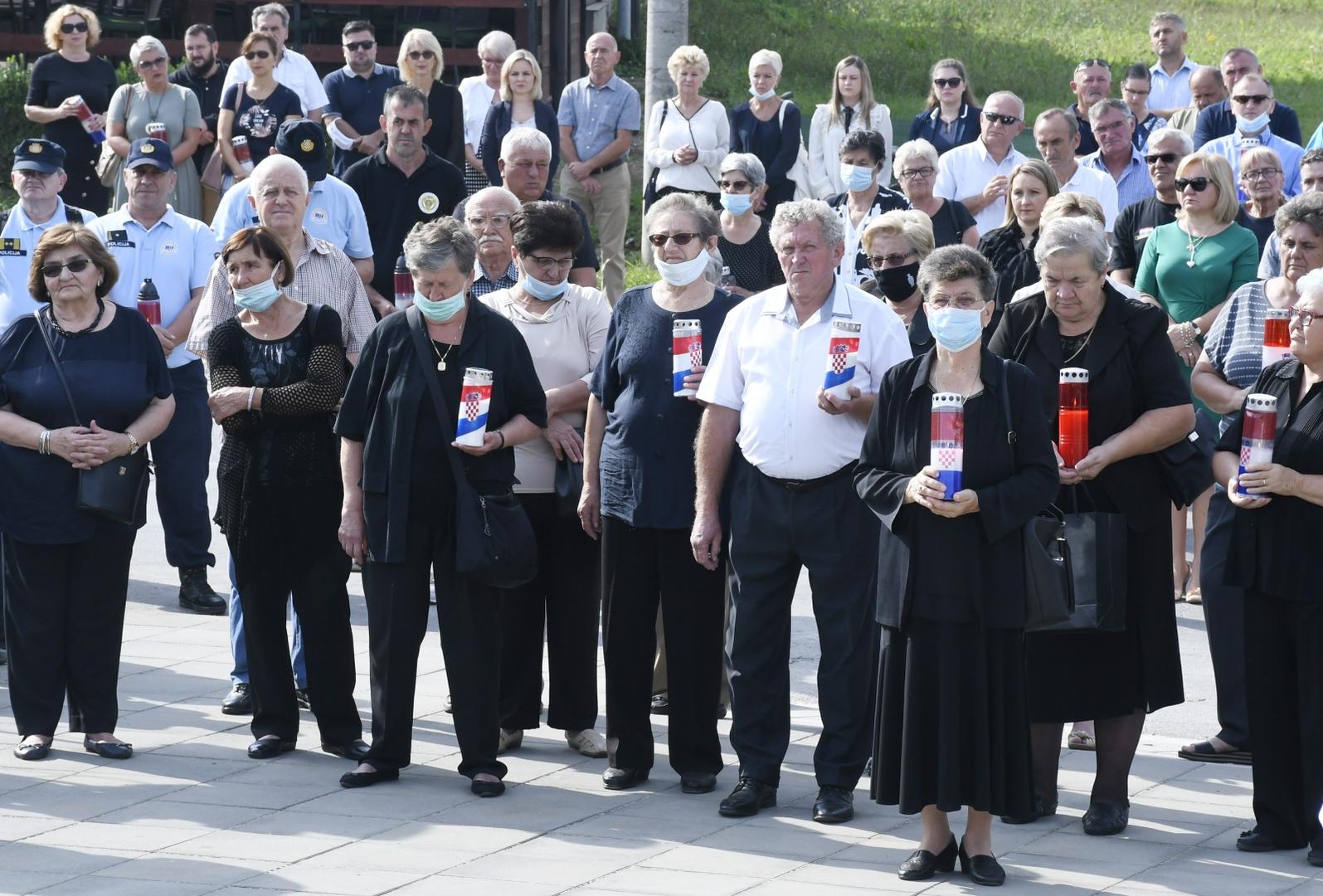 16.09.2020., Petrinja - Sredisnja manifestacija Dana sjecanja na stradanje Petrinje i Petrinjaca u Domovinskom ratu odrzana je kod spomen obiljezja Predragu Matanovicu gdje su brojna izaslanstva polozila vijence i zapalila svijece. 
Photo: Nikola Cutuk/PIXSELL