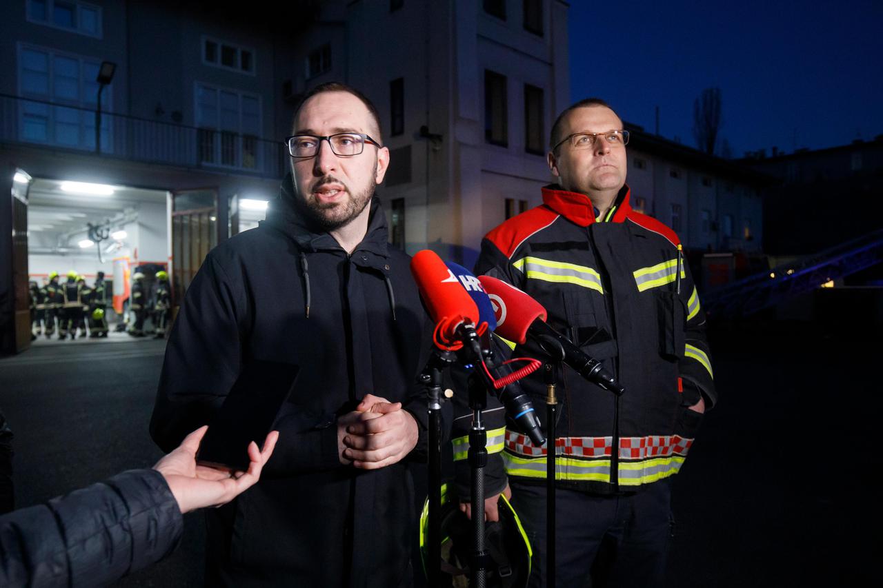 Zagreb:  Tomislav Tomašević pridružio se vatrogascima u akciji solidarnosti i  podrške Ukrajini 
