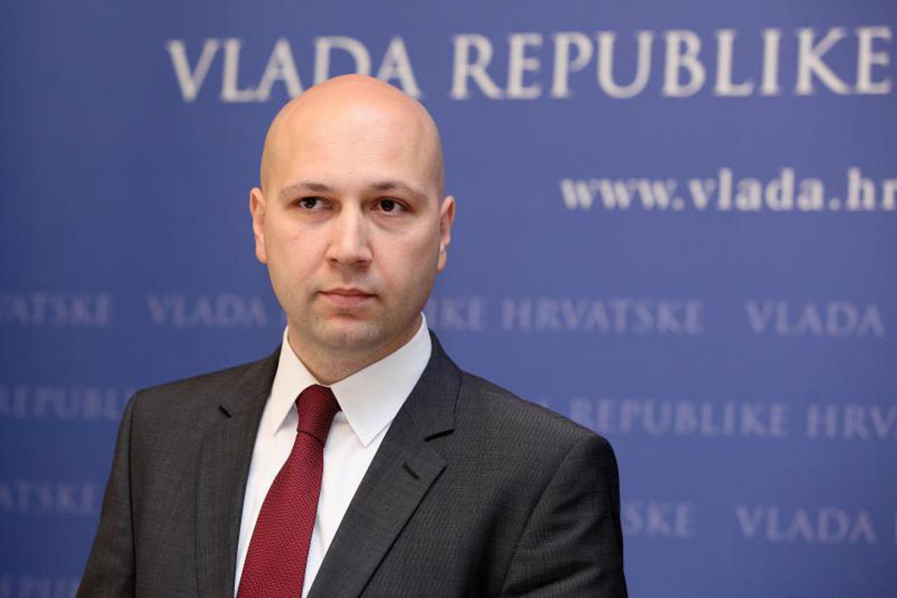 Mihael Zmajlović (1)