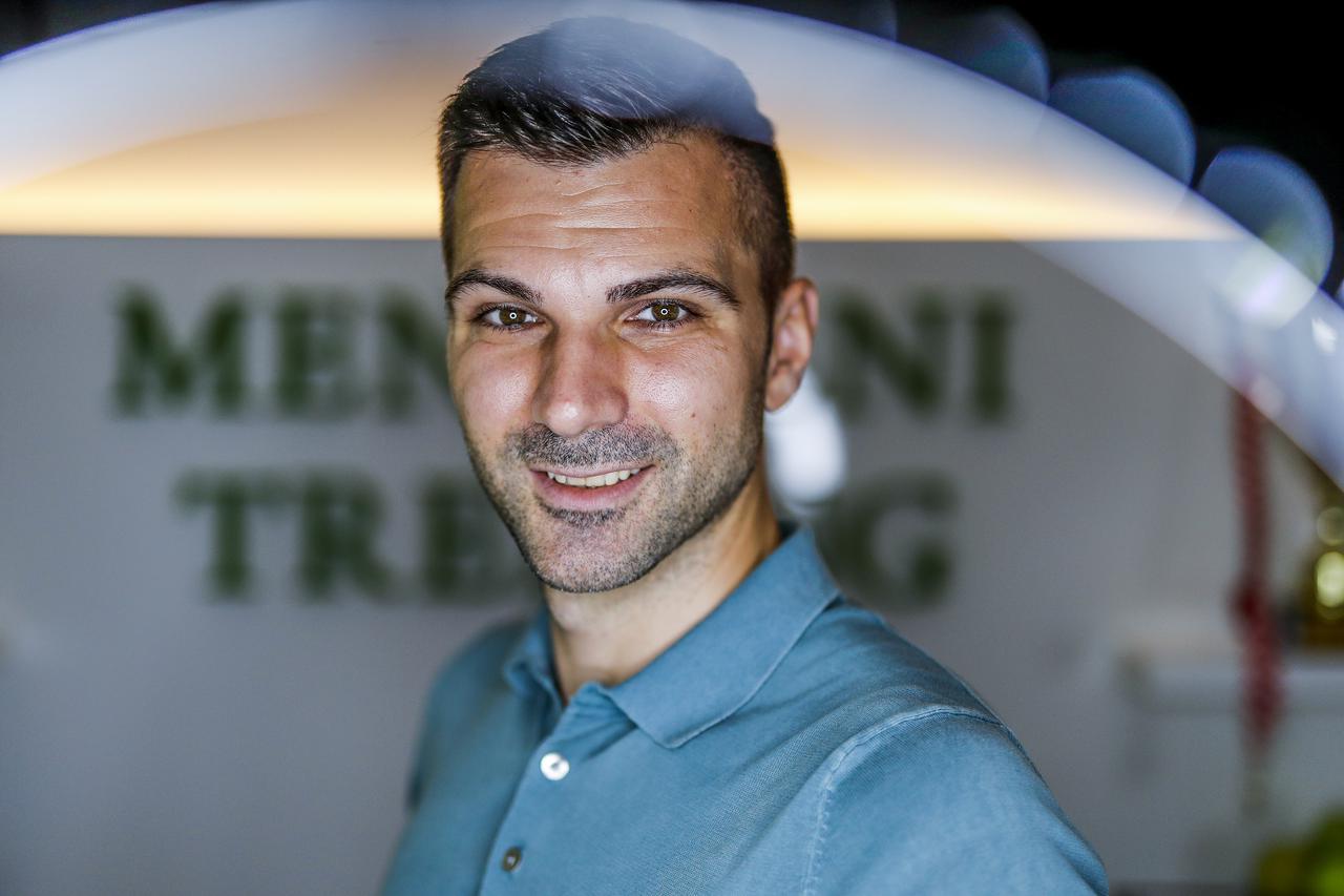 Zagreb: Magistar psihologije Luka Škrinjarić