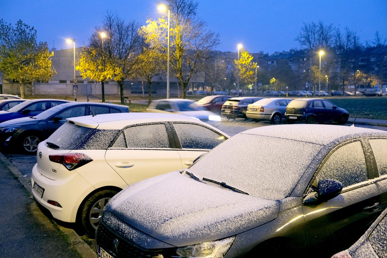 Zagreb: Prvi snijeg ove sezone