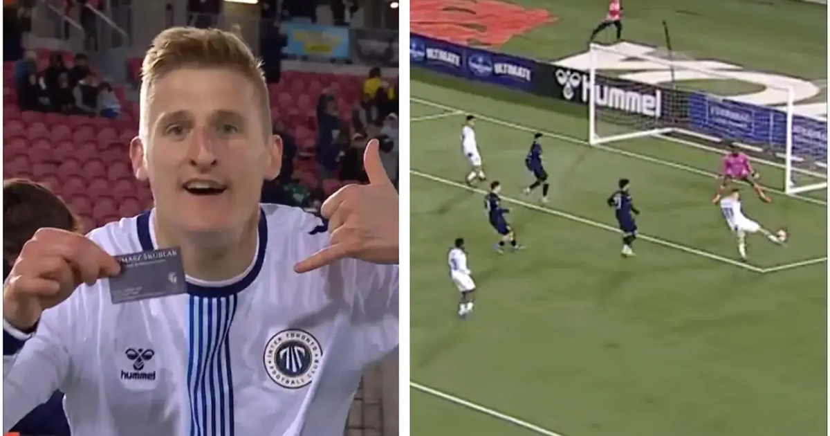 VIDEO Proslavio gol pa pokazao posjetnicu: 'Ja sam agent za nekretnine s punim radnim vremenom'