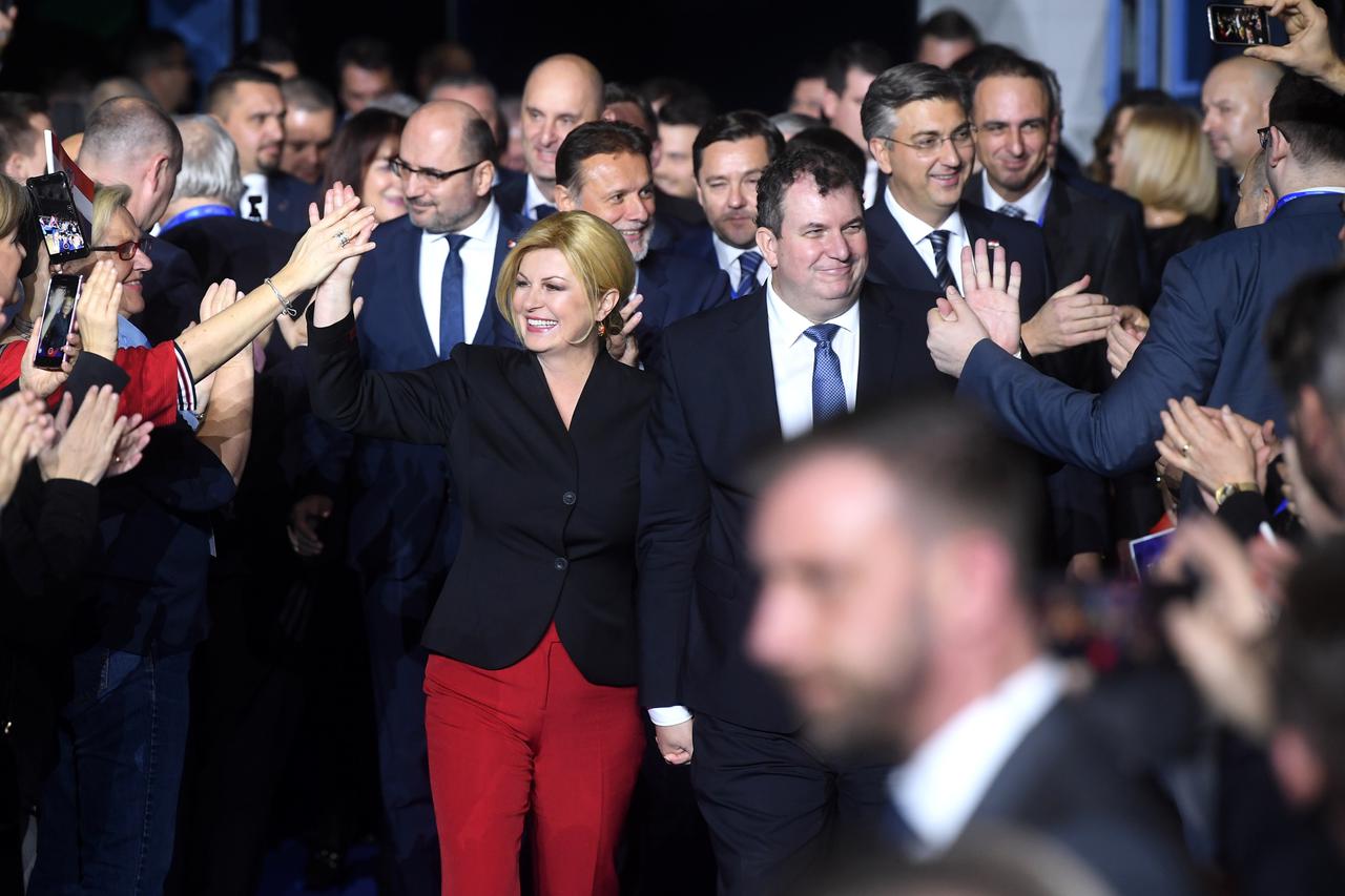 Završni predizborni skup Grabar-Kitarović
