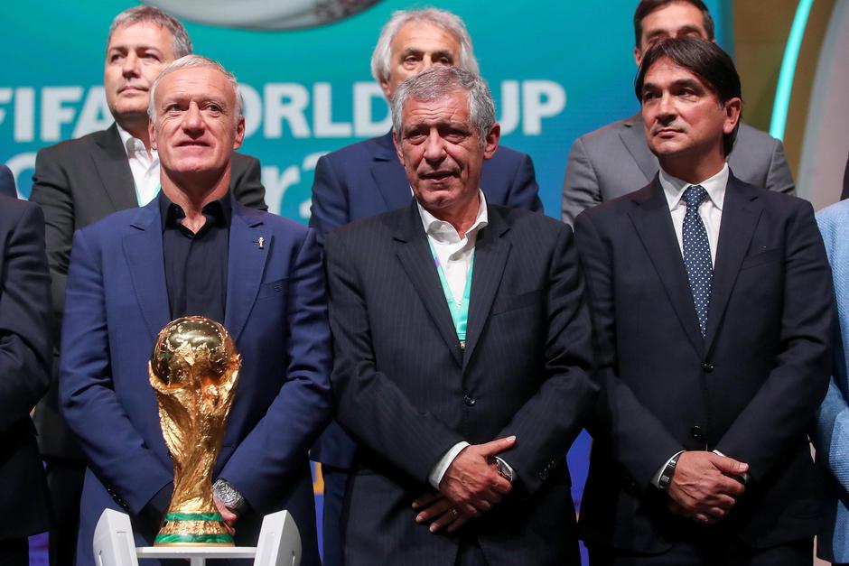 Doha: Izbornici nakon izvlačenja skupina za Svjetsko prvenstvo ispred pehara