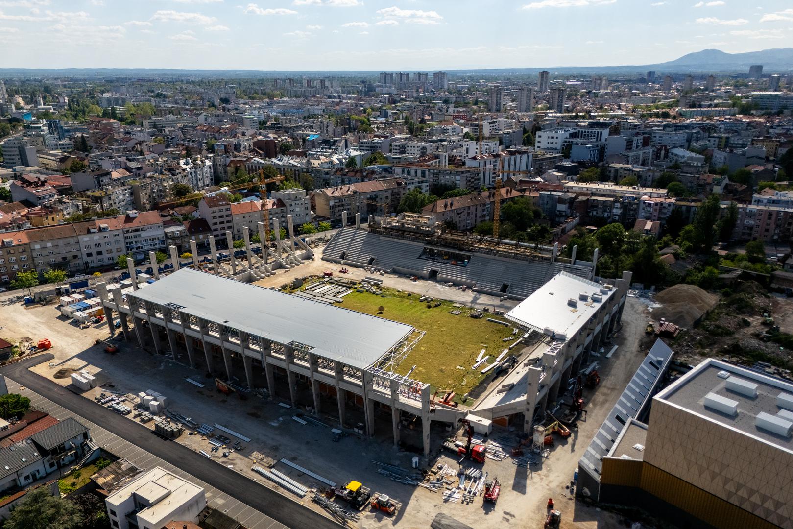 Bez obzira na točan datum, završetak ovog stadiona ključan je preduvjet za početak dugo očekivanog rušenja postojećeg stadiona u Maksimiru i gradnju novog, modernog Dinamovog doma.