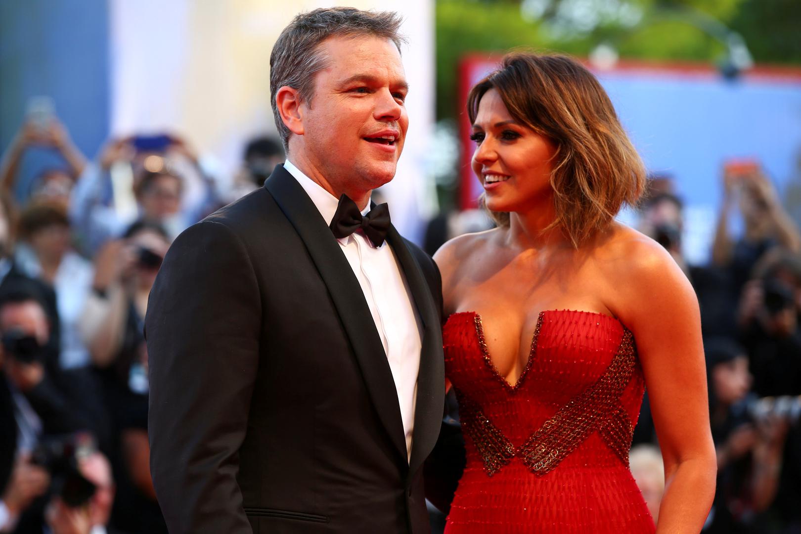 Na svečanu ceremoniju otvorenja filmskog festivala u Veneciji glumac Matt Damon došao je u društvu supruge Luciane Barroso.