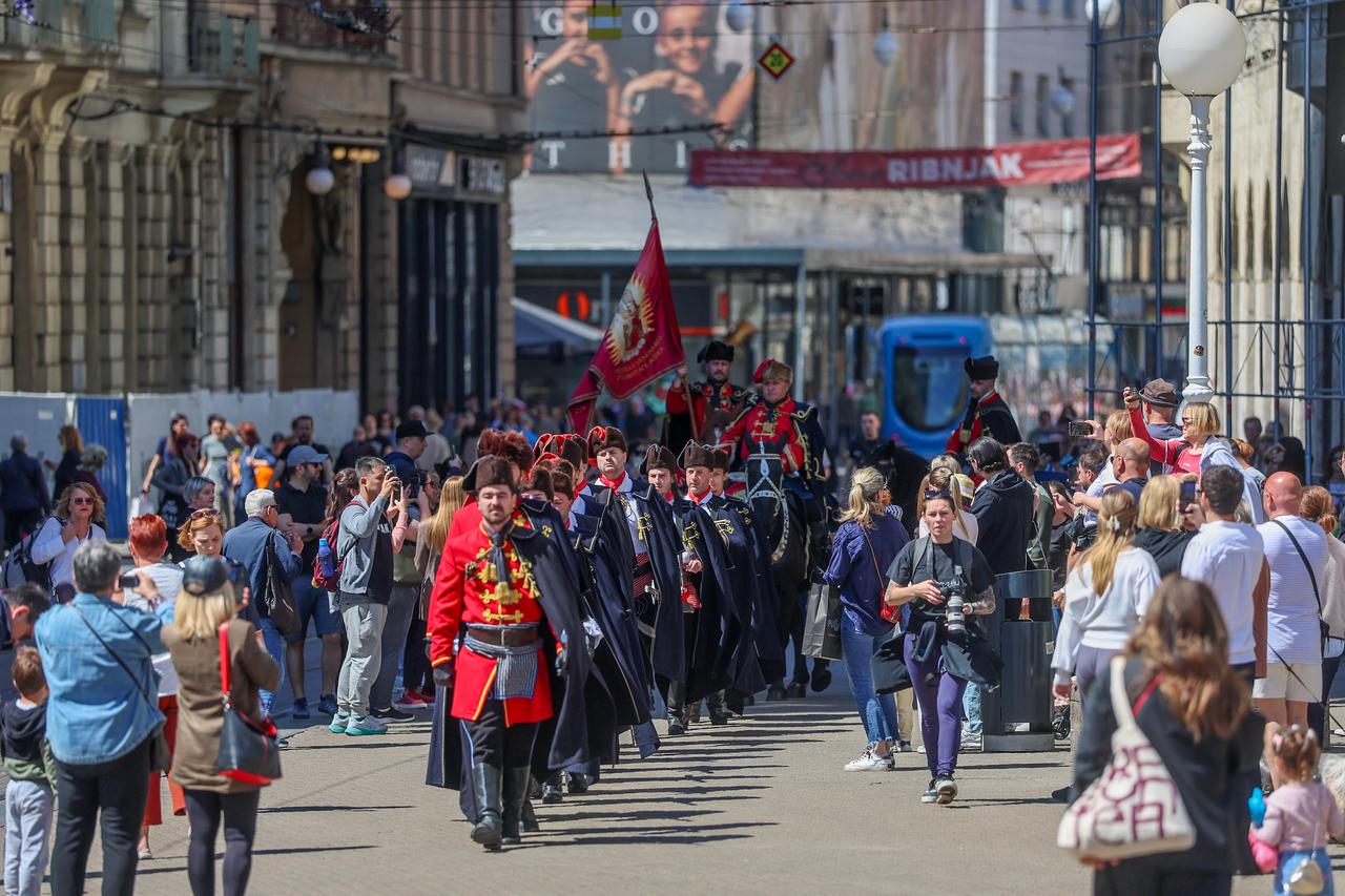 Zagreb: Svečana smjena straže Počasne satnije Kravat pukovnije