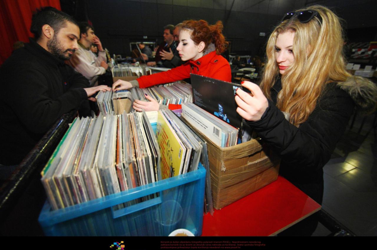 '21.01.2012., Zagreb - Rock buvljak je zamisljen kao dogadjaj koji ?e se odrzavati jednom mjesecno u klubu Boogaloo, a okupljat ce sve one koji vole rock i zele nesto prodati ili kupiti.  Photo: Tomis