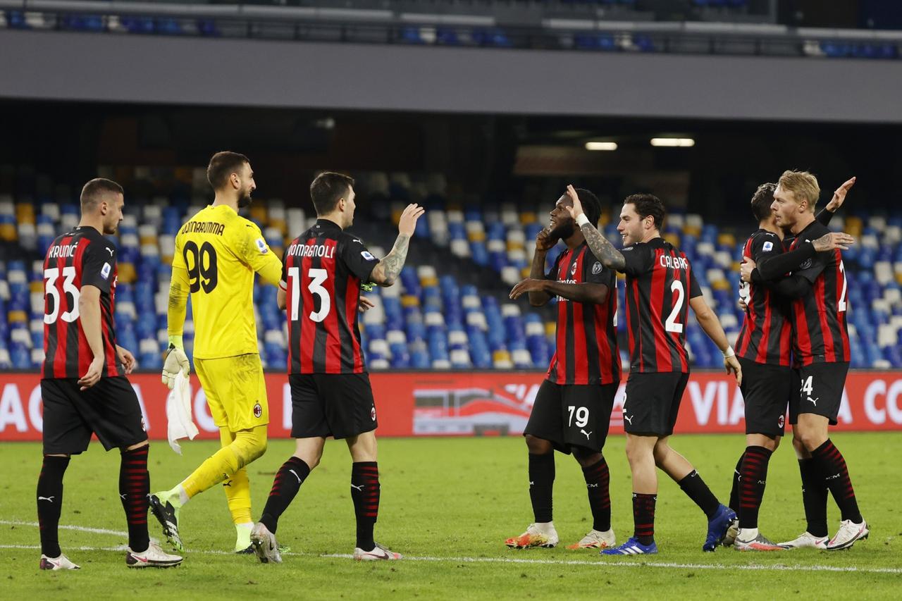 Serie A - Napoli v AC Milan