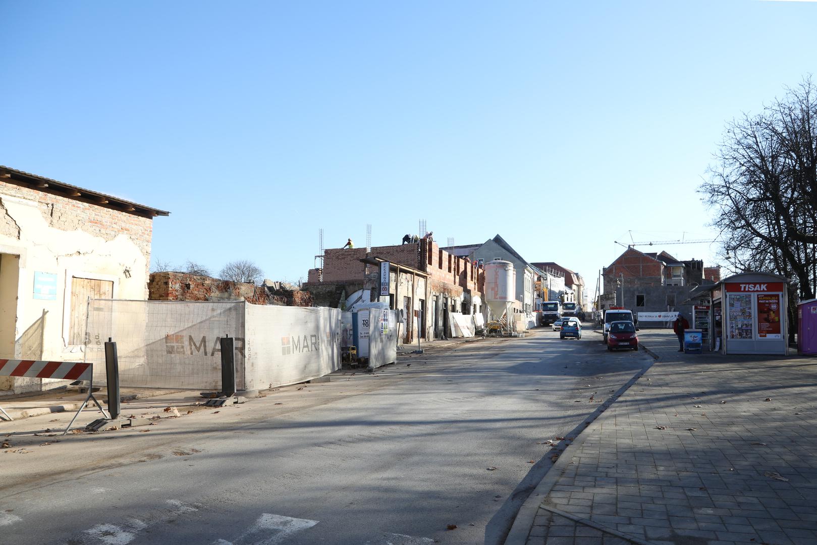 Točno tri godine prošle su od strašnog potresa na Banovini koji je odnio sedam života. 