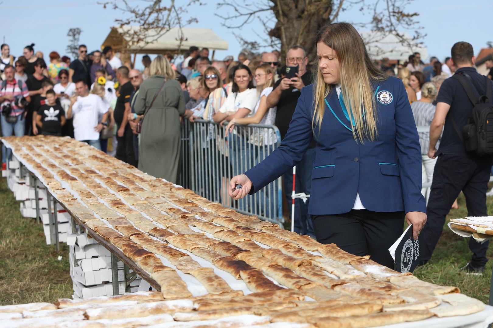 Korišteno je i 230 litara ulja te 400 kilograma šećera, objavila je voditeljica festivala Lidija Žganjer.