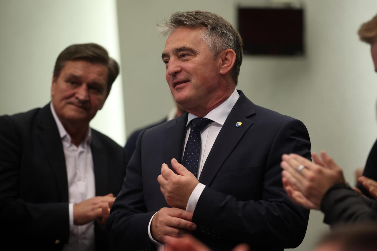 Sarajevo: Željko Komšić proglasio pobjedu kao Hrvatski član Predsjedništva BiH