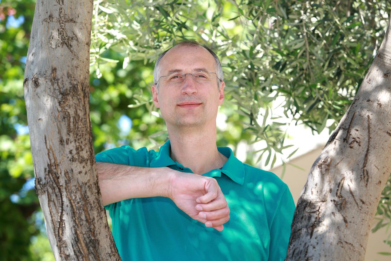 27.05.2016., Split - Ivica Puljak, redoviti profesor fizike na FESB-u.  Photo: Miranda Cikotic/PIXSELL