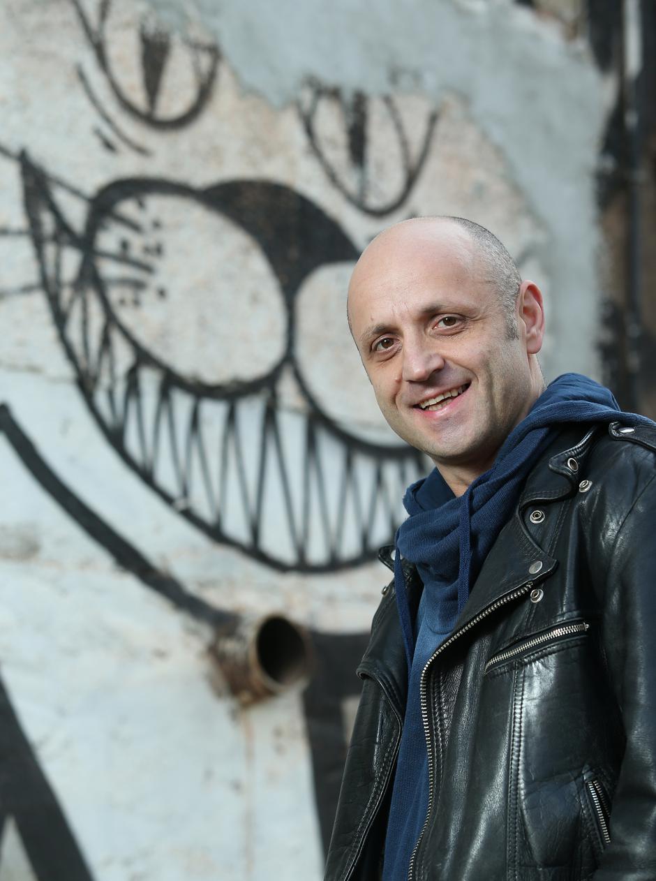 10.12.2013., Zagreb - Mile Kekin, hrvatski glazbenik, glavni tekstopisac i pjevac rock skupine Hladno pivo.  Photo: Sanjin Strukic/PIXSELL