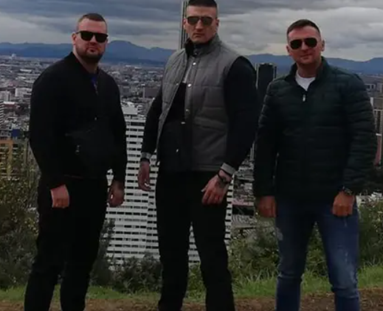 USKOK je prvo protiv njega podigao optužnicu kojom ga terete za dizanje u zrak stana obitelji Tomislava Sučića na zagrebačkom Laništu te planiranje likvidacija još nekih osoba i članova njihovih obitelji. 