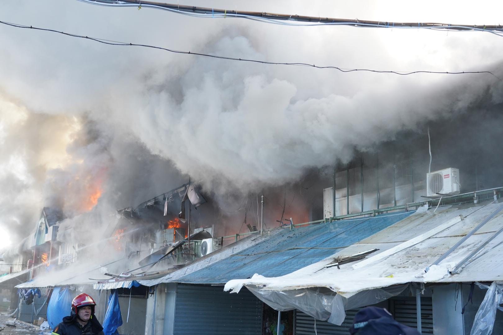 24, January, 2024, Belgrade - After less than two years, a huge fire broke out again in the China Shopping Center in Block 70. Photo: Antonio Ahel/ATAImages