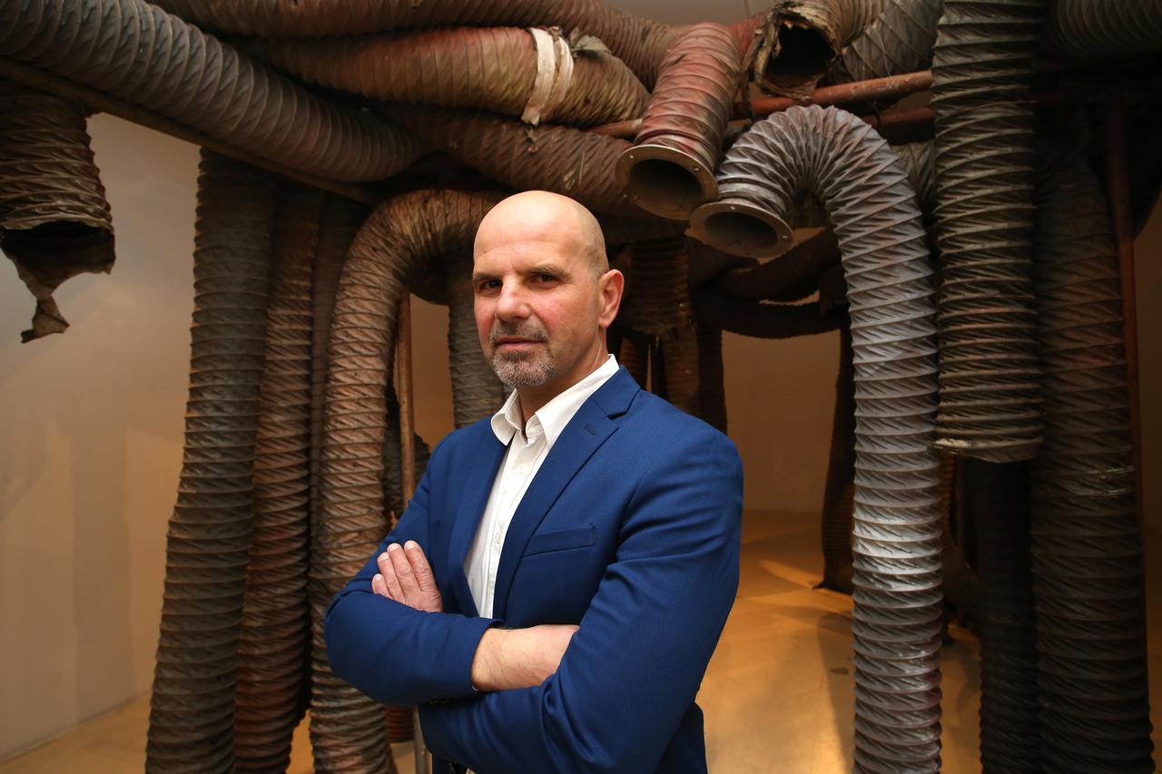 Otvorena izložba Škver, umjetnika Villima Halbartha