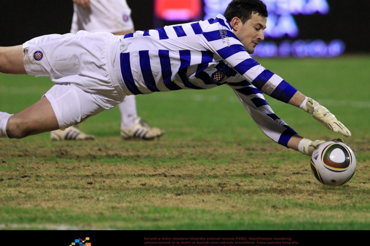 \'19.03.2011., Stadion Maksimir, Zagreb - Nogometna utakmica 22. kola Prve HNL izmedju NK Dinamo i NK Hajduk. Danijel Subasic. Photo: Antonio Bronic/PIXSELL\'