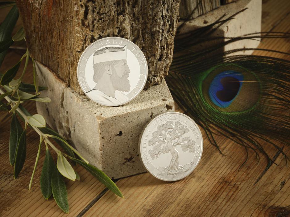 Zlatnik i srebrnjak "Kralj Tomislav"