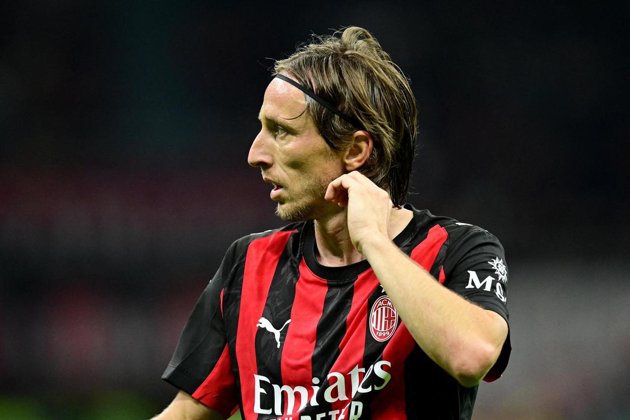 Serie A - AC Milan v AS Roma