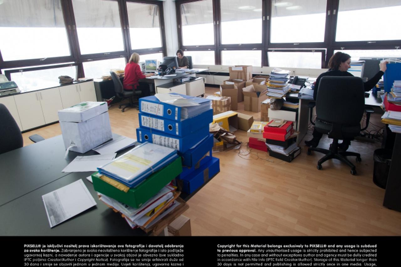 '22.01.2013., Savska 66, Zagreb - Bivsi neboder Industrogradnje u koji se uselilo Ministarstvo socijalne politike i mladih.  Photo: Daniel Kasap/PIXSELL'