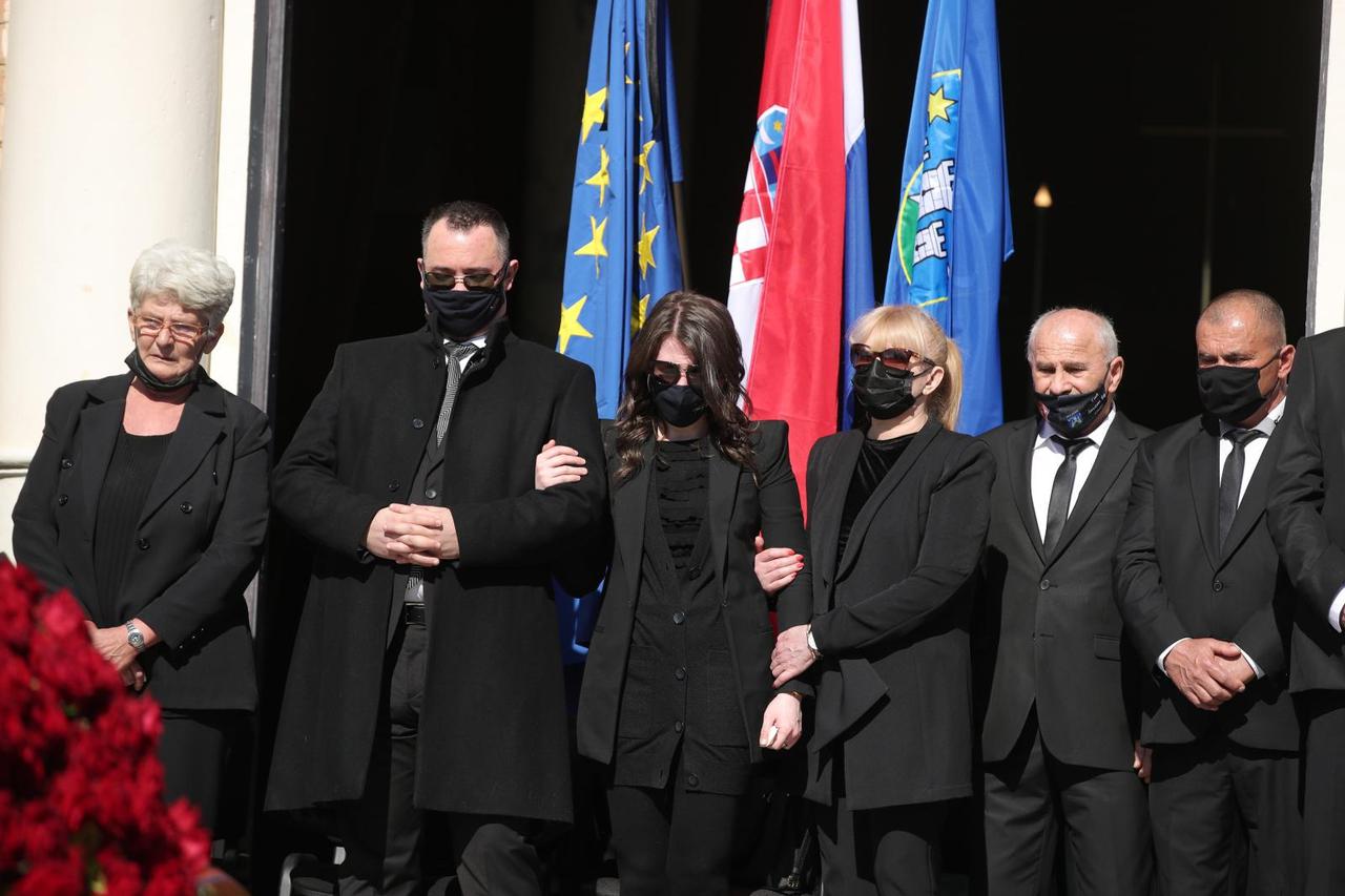 Zagreb: Posljednji ispraćaj gradonačelnika Bandića