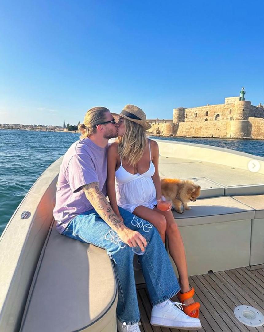 Podsjetimo, Diletta je slavu stekla kao jedno od najprepoznatljivijih lica sportske platforme DAZN, gdje godinama izvještava s utakmica talijanske Serie A. 