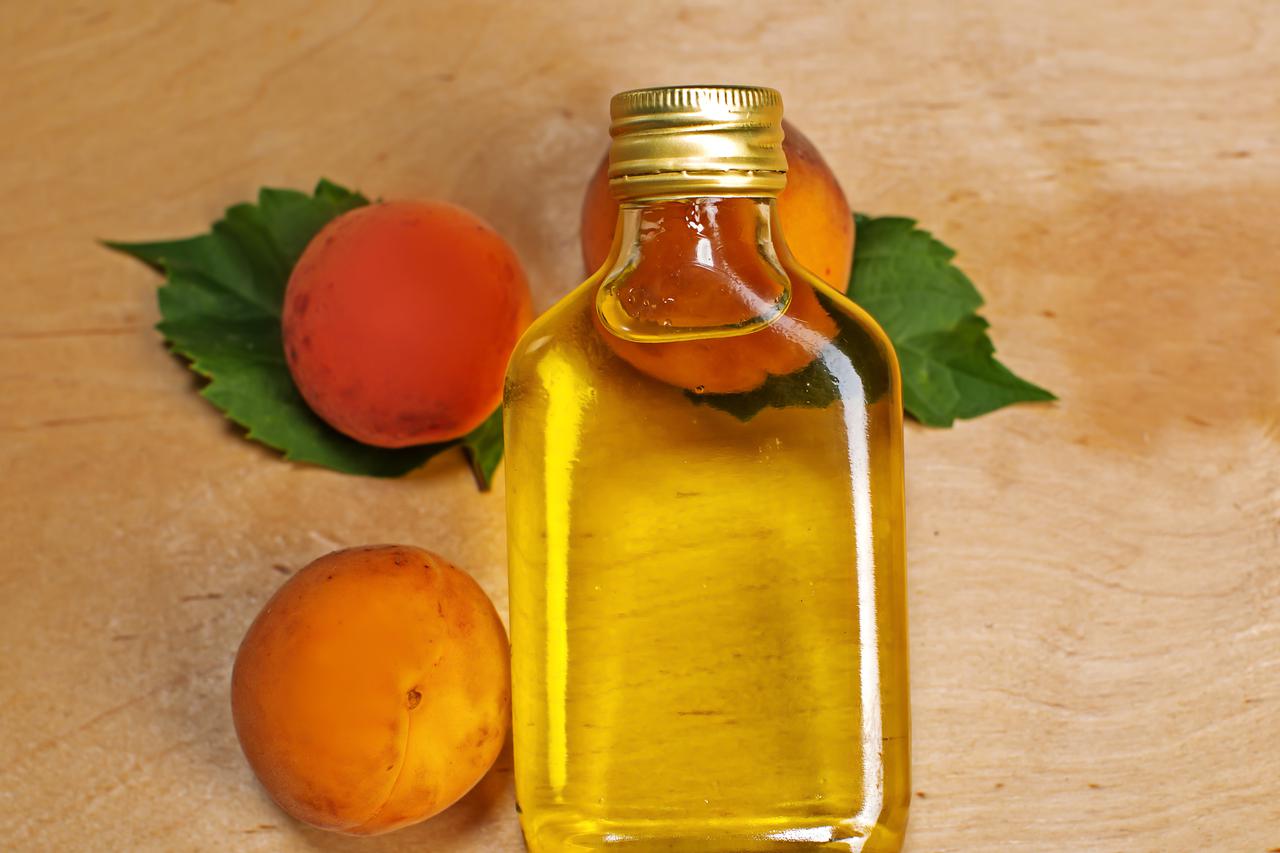 Ulje od koštica marelice
