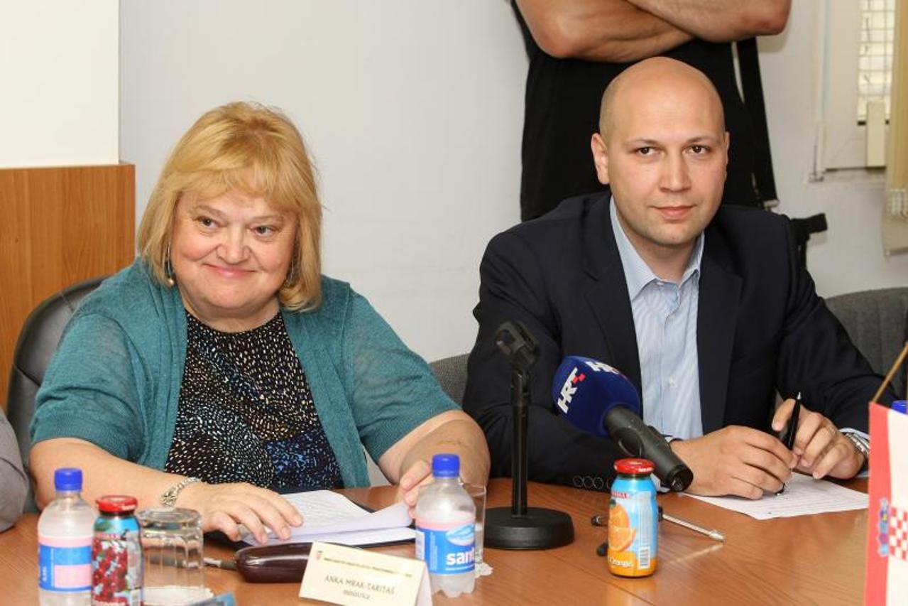 Anka Mrak Taritaš i Mihael Zmajlović