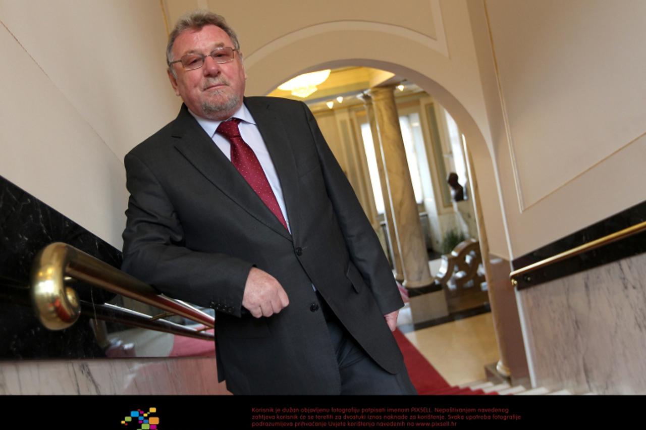 'SPECIJAL OBZOR 09.10.2012. Zagreb - Bivsi predsjednik i podpredsjednik Sabora RH, a sada zastupnik HDZ Vladimir Seks. Photo: Boris Scitar/VLM'