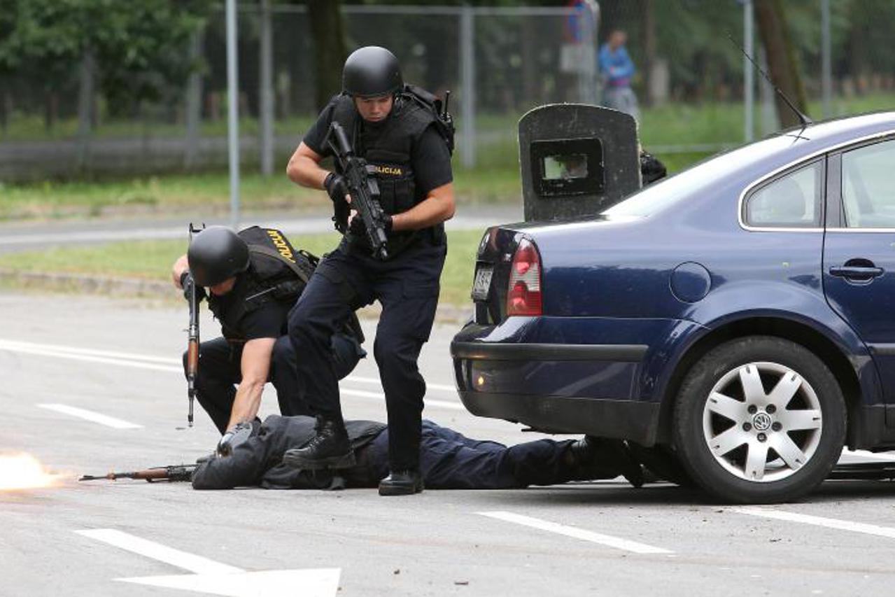 Pokazna vježba ureda za osiguranje (1)