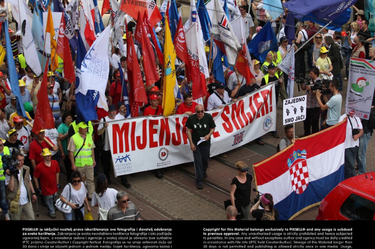 '01.05.2013., Zagreb - Prosvjed sindikalnih sredisnjica povodom Medjunarodnog praznika rada na Trgu bana Jelacica pod motom Mijenjajte smjer. Photo: Zeljko Lukunic/PIXSELL'