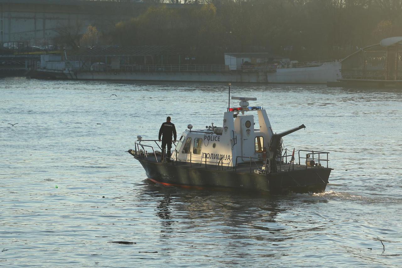 Beograd: Policija pretražuje rijeku Savu u potrazi na nestalim Perišem