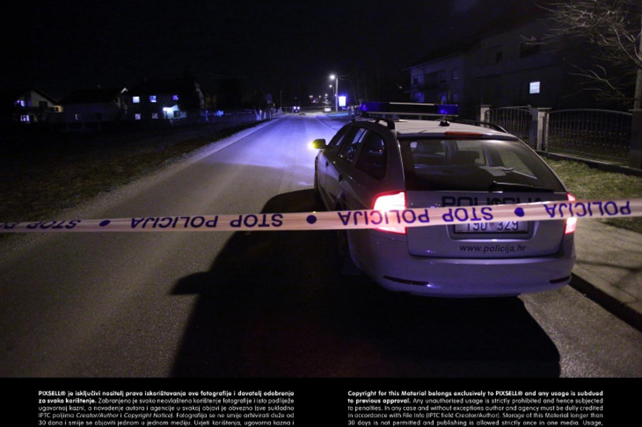 '05.03.2013., Jablanovec - U naletu automobila na Stubickoj cesti kod Zapresica smrtno je stradala pjesakinja. Policija obavlja ocevid.  Photo: Davor Puklavec/PIXSELL'