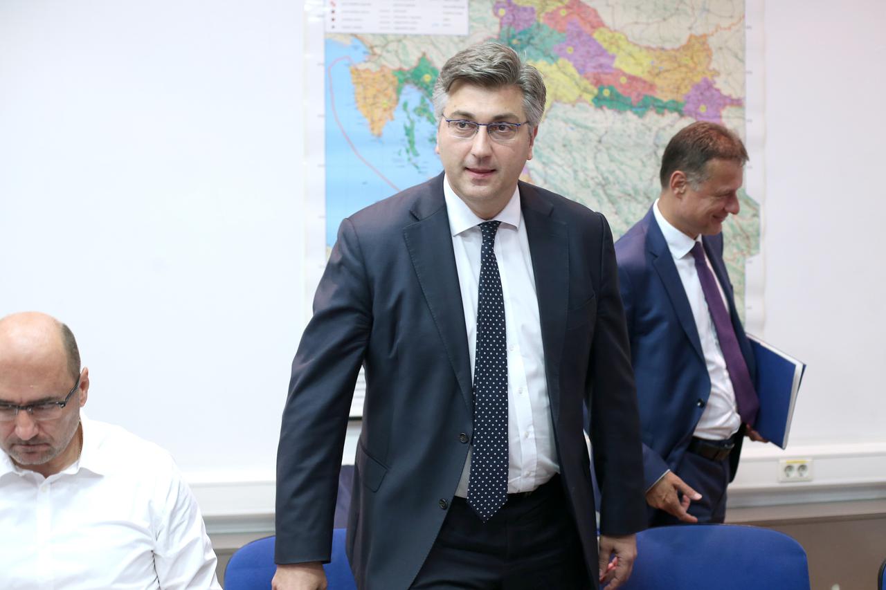Sjednica Predsjedništva i Nacionalnog vijeća HDZ-a