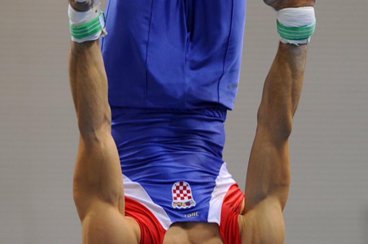 Ude, Možnik, Seligman