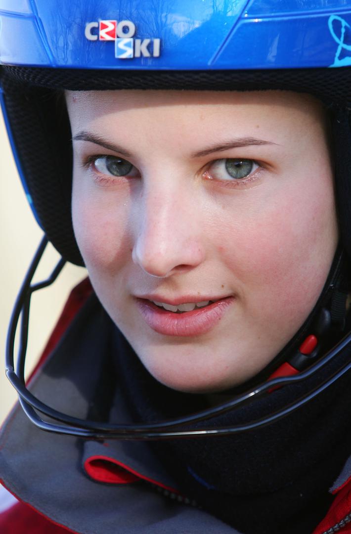 Nakon završetka sportske karijere, izgradila je uspješnu karijeru u području odnosa s javnošću i organizaciji sportskih događaja. Radila je u Međunarodnom olimpijskom odboru (MOO) i Međunarodnom skijaškom savezu (FIS) te za Uefu.

