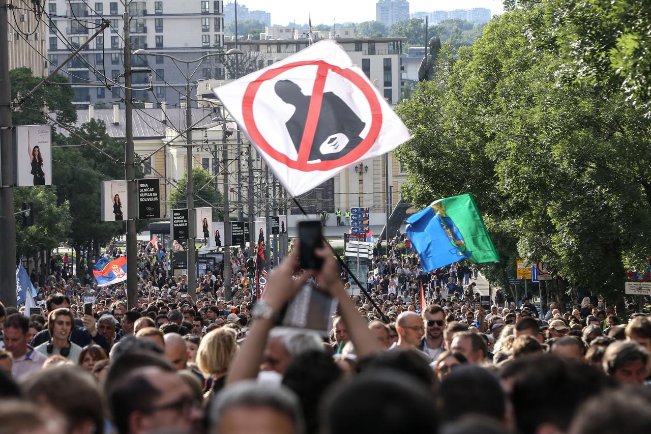 Beograd: Prosvjed pod nazivom "Svi na ulice" kojim se poziva na veliki prosvjed u nedjelju