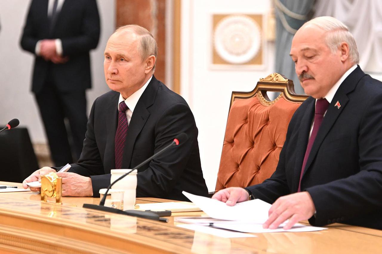 President Putin Meets His Belarusian Counterpart in Minsk